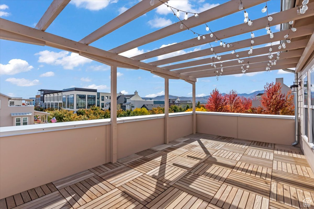 DAYBREAK MARINA - Residential