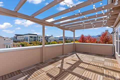 Tiny photo for 4746 W DUCKHORN DR, South Jordan, UT 84009 (MLS # 2117586)