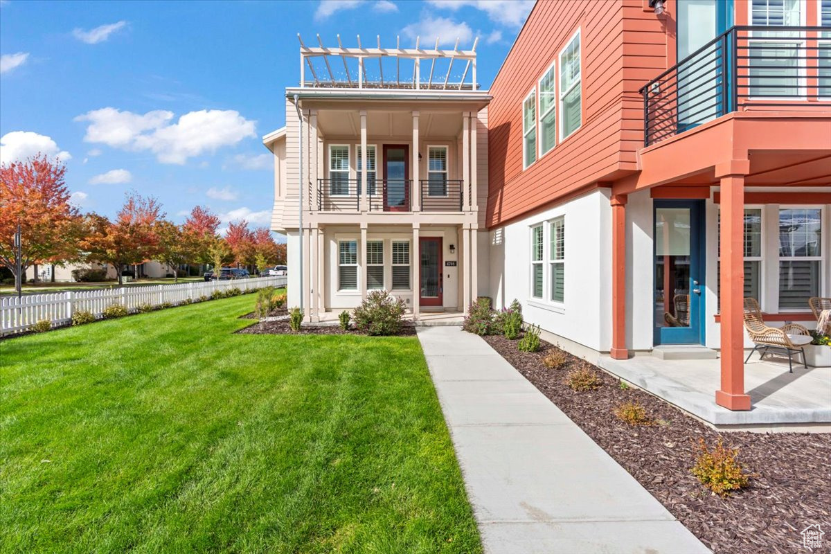 DAYBREAK MARINA - Residential