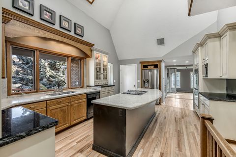 Tiny photo for 3071 E 7335 S, Cottonwood Heights, UT 84121 (MLS # 2135725)