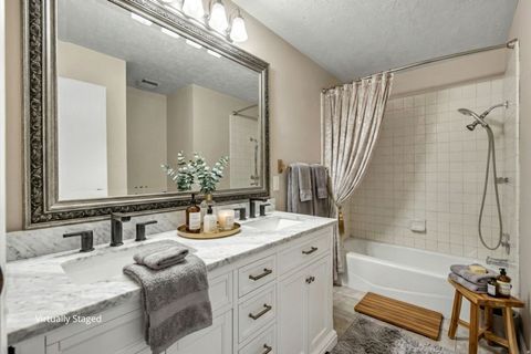 Tiny photo for 3071 E 7335 S, Cottonwood Heights, UT 84121 (MLS # 2135725)