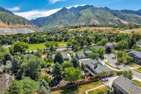 Tiny photo for 3071 E 7335 S, Cottonwood Heights, UT 84121 (MLS # 2135725)