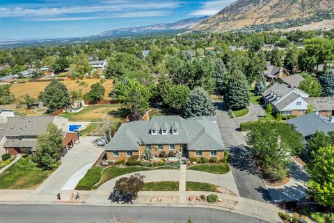 Tiny photo for 3071 E 7335 S, Cottonwood Heights, UT 84121 (MLS # 2135725)