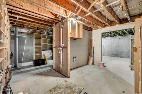 Tiny photo for 3071 E 7335 S, Cottonwood Heights, UT 84121 (MLS # 2135725)