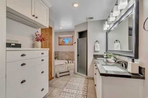 Tiny photo for 3071 E 7335 S, Cottonwood Heights, UT 84121 (MLS # 2135725)