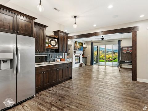 Tiny photo for 6462 SUMMIT CV, Huntsville, UT 84317 (MLS # 2023986)