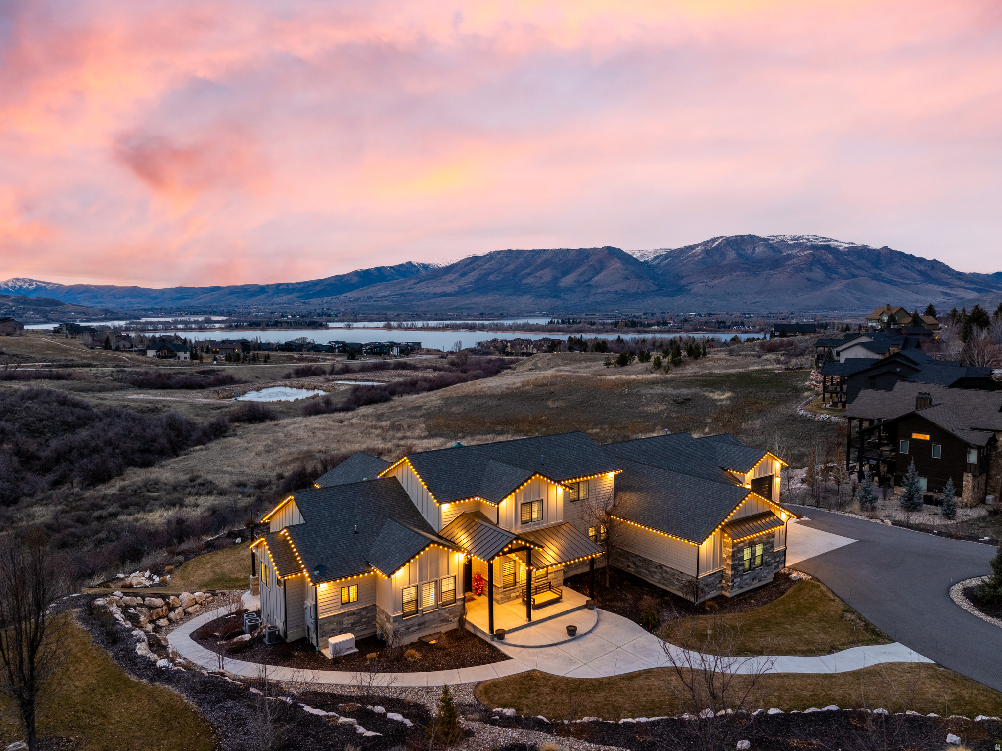 SUMMIT AT SKI LAKE - Residential