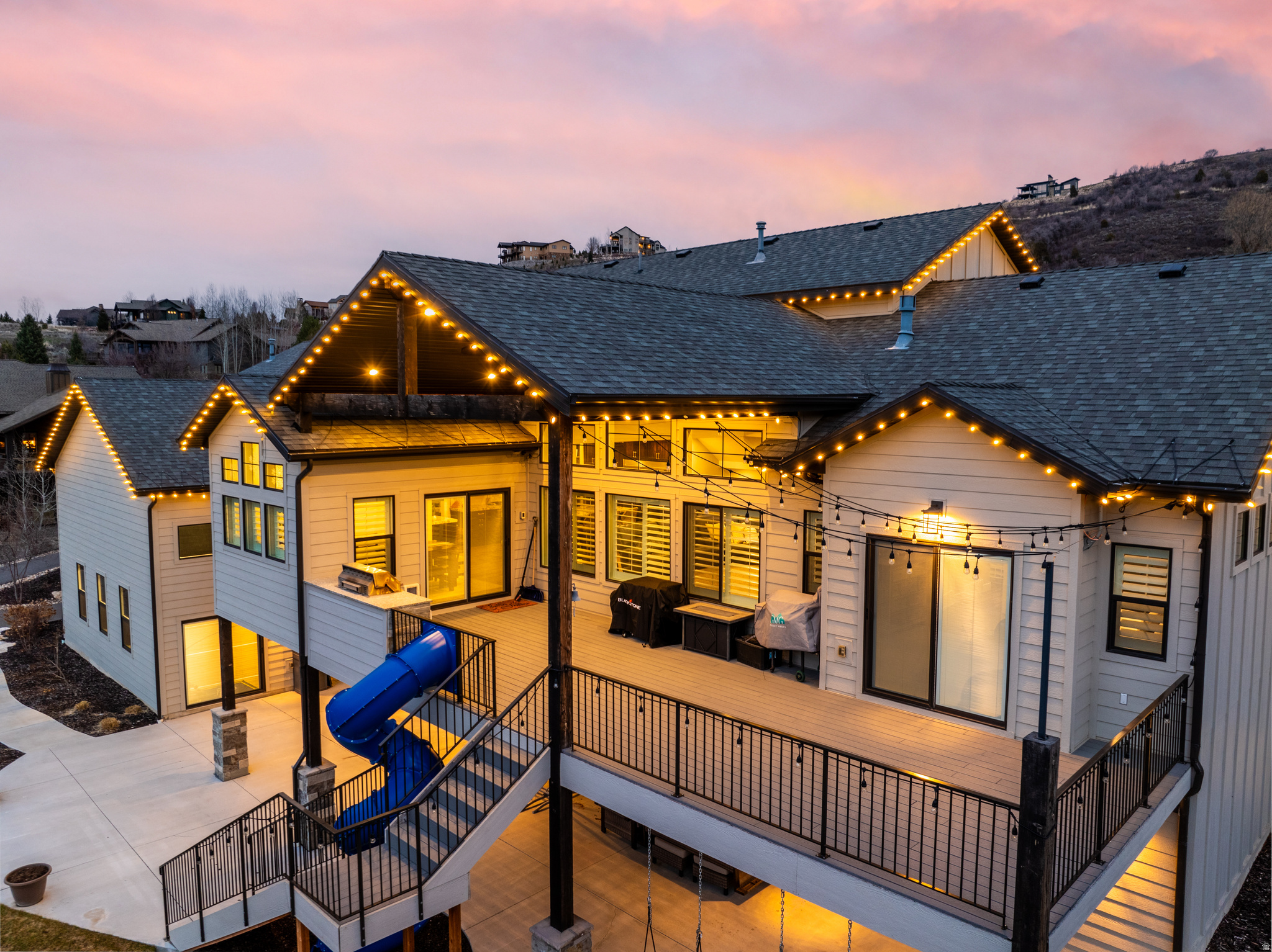 SUMMIT AT SKI LAKE - Residential