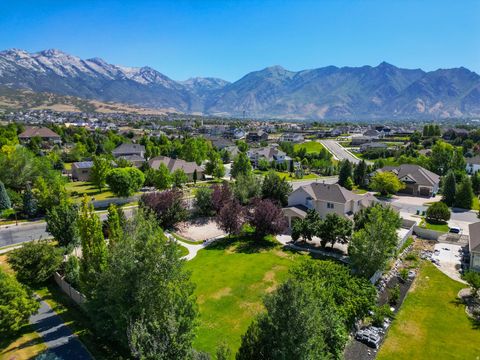 Tiny photo for 11597 N SUNSET HILLS DR, Highland, UT 84003 (MLS # 2139075)