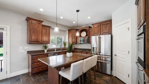 Tiny photo for 11597 N SUNSET HILLS DR, Highland, UT 84003 (MLS # 2139075)