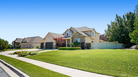 Tiny photo for 11597 N SUNSET HILLS DR, Highland, UT 84003 (MLS # 2139075)