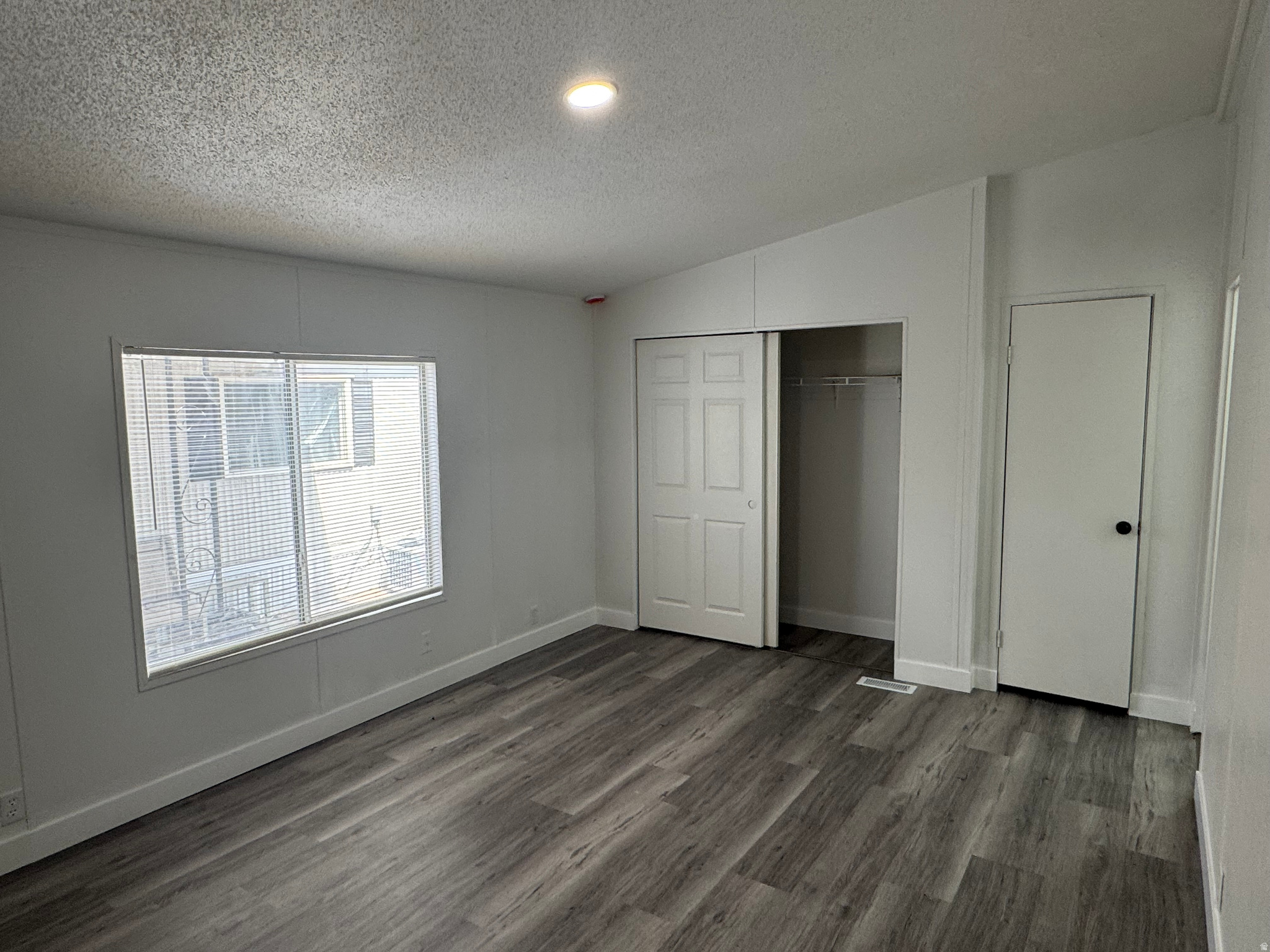 MAJESTIC OAKS - Residential
