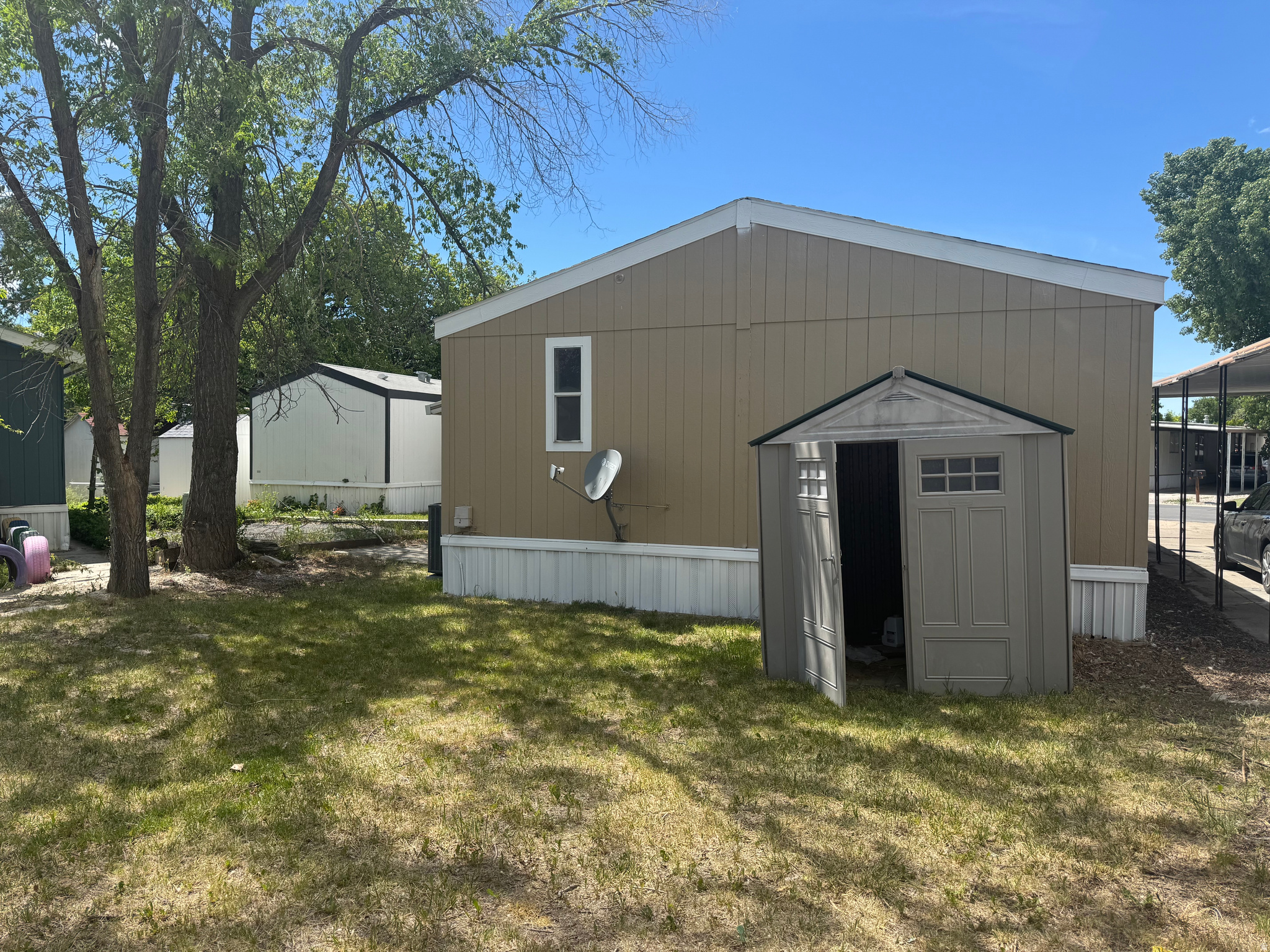 MAJESTIC OAKS - Residential