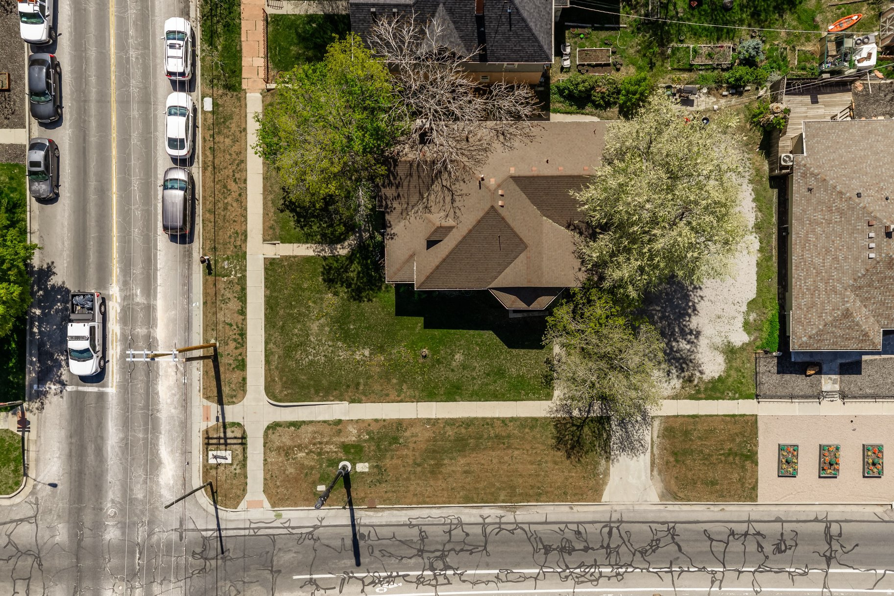 AVENUES - Residential Income