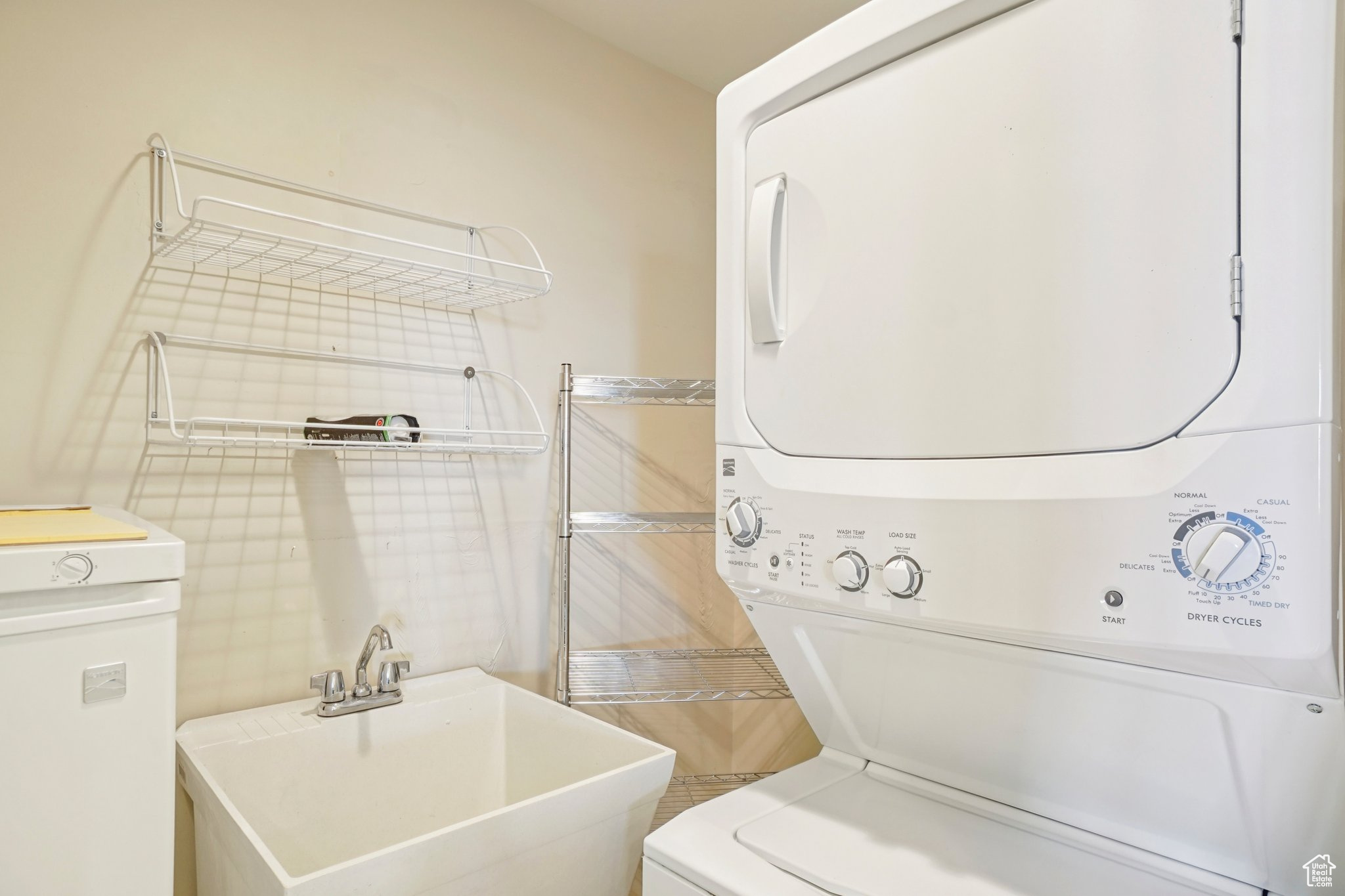 AMERICAN TOWERS - Residential