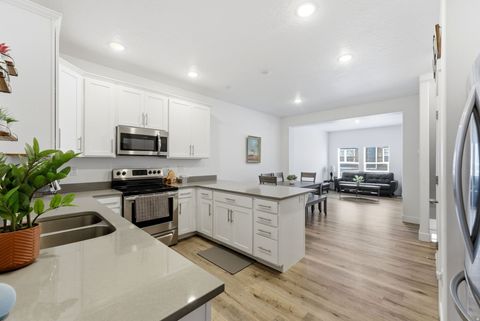 Tiny photo for 39 N 300 W, Santaquin, UT 84655 (MLS # 2144283)