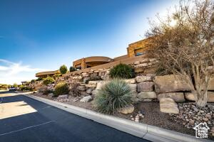 PARAGON COVE TOWNHOMES AT STONECLIFF PH - Residential