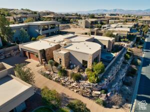 PARAGON COVE TOWNHOMES AT STONECLIFF PH - Residential