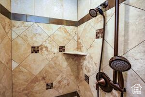 PARAGON COVE TOWNHOMES AT STONECLIFF PH - Residential