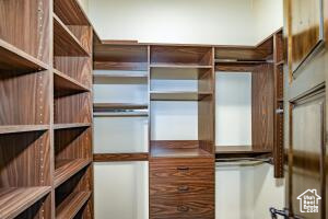 PARAGON COVE TOWNHOMES AT STONECLIFF PH - Residential