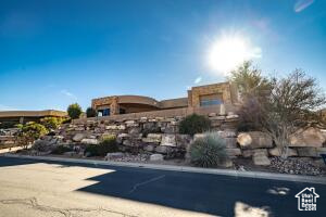 PARAGON COVE TOWNHOMES AT STONECLIFF PH - Residential