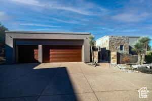 PARAGON COVE TOWNHOMES AT STONECLIFF PH - Residential