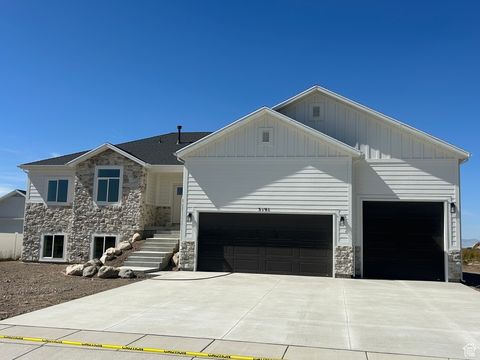 Photo of 3191 S 5100 St W #1, Hooper, UT 84315 (MLS # 2092291)