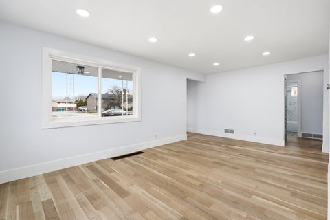Tiny photo for 364 E 1600 S, Orem, UT 84058 (MLS # 2143725)