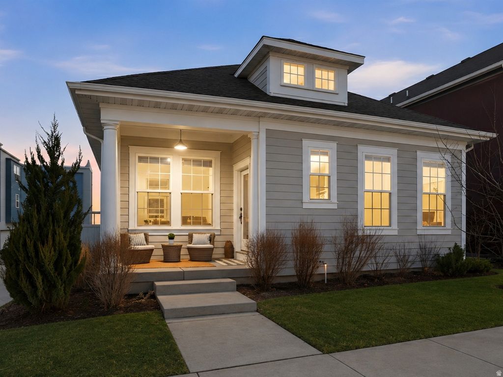 Photo of 6149 W MOON VALLEY DR, South Jordan, UT 84009 (MLS # 2158204)