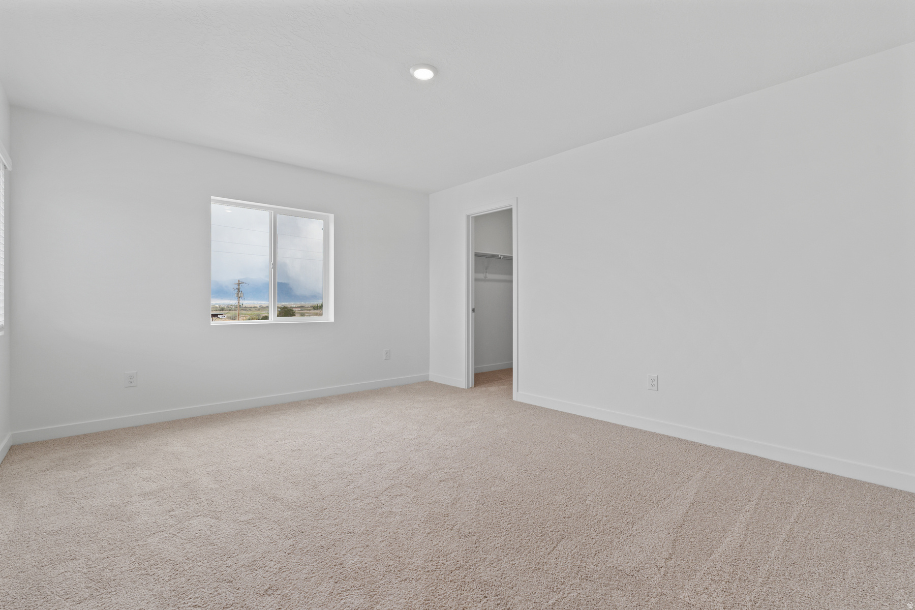 DESERT EDGE - Residential