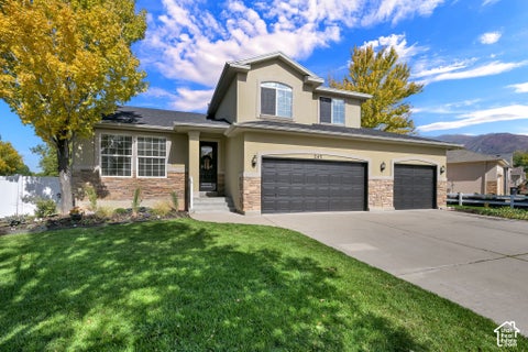 Photo of 247 E 1500 S, Kaysville, UT 84037 (MLS # 2189732) Photo of 247 E 1500 S, Kaysville, UT 84037 (MLS # 2189732)