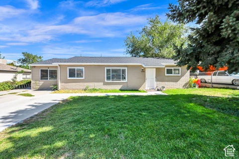 Photo of 4945 S 4900 W, Kearns, UT 84118 (MLS # 2187556)