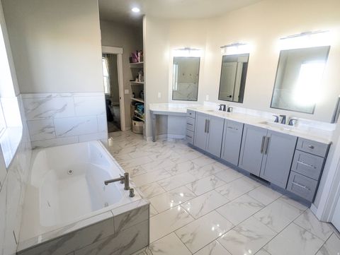 Tiny photo for 1087 S 850 E, Salem, UT 84653 (MLS # 2121367)