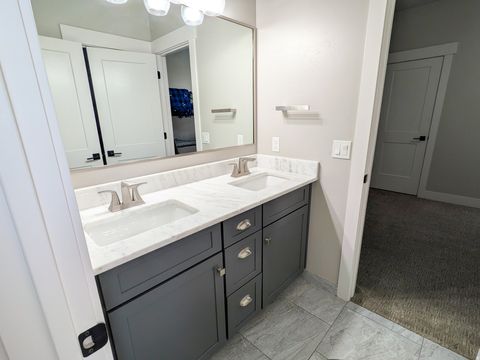 Tiny photo for 1087 S 850 E, Salem, UT 84653 (MLS # 2121367)