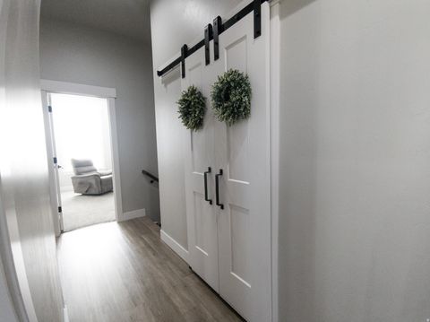 Tiny photo for 1087 S 850 E, Salem, UT 84653 (MLS # 2121367)