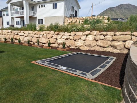 Tiny photo for 1087 S 850 E, Salem, UT 84653 (MLS # 2121367)