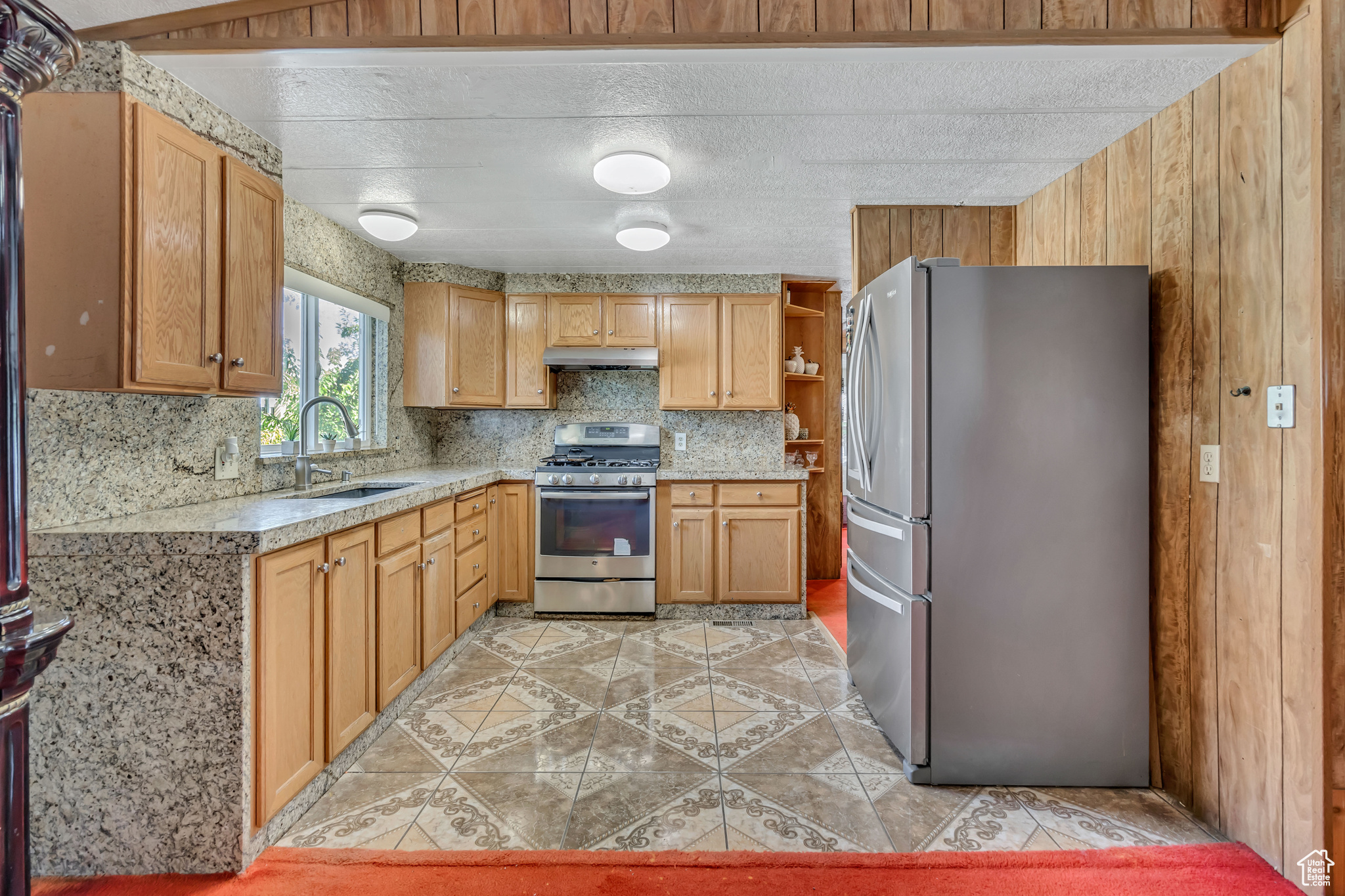 MOUNTAIN VIEW - Residential