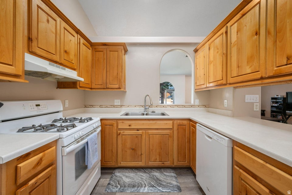 ORCHARD SPRINGS 4 - Residential
