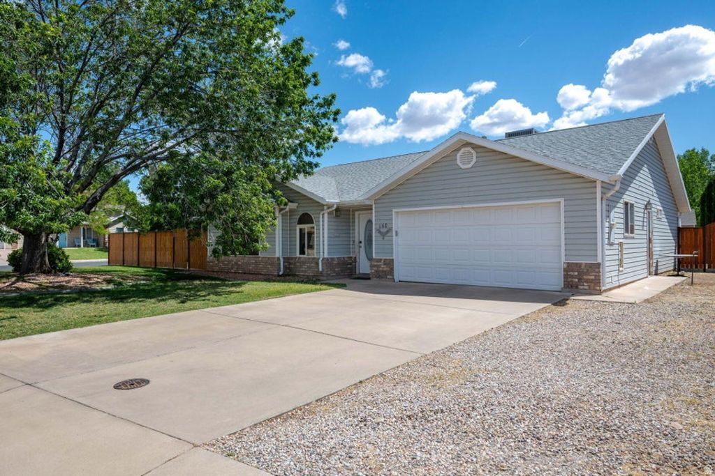 Photo of 160 N 380 W, La Verkin, UT 84745 (MLS # 2156191)