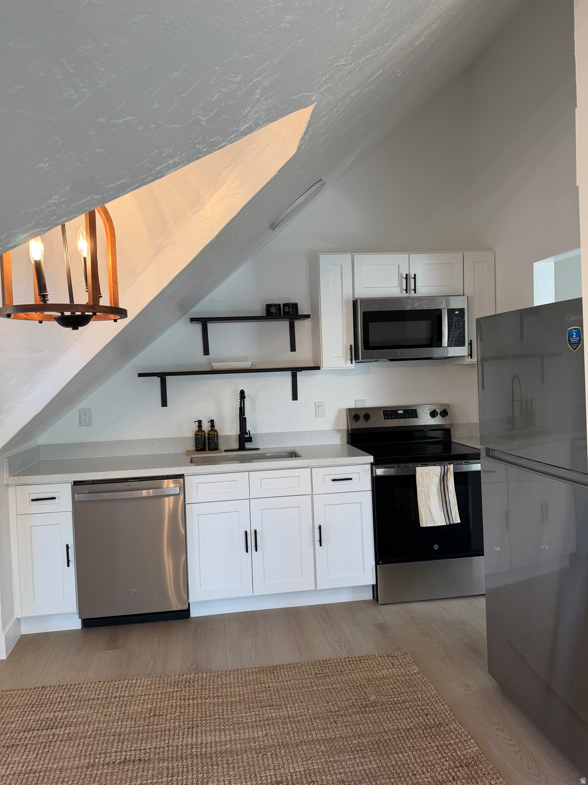 WOODMANSEE SUB - Residential Income