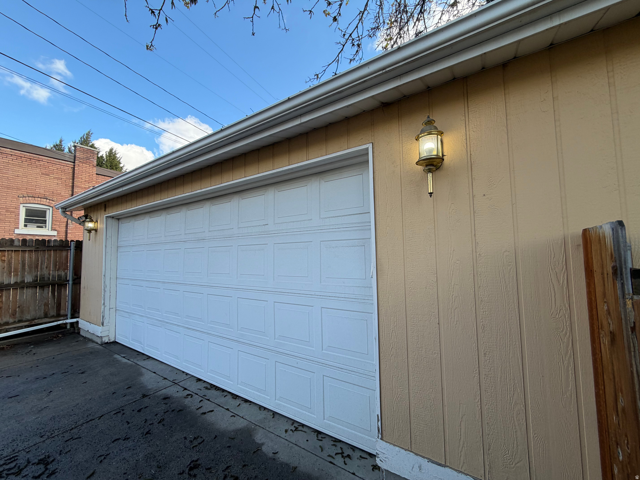 WOODMANSEE SUB - Residential Income