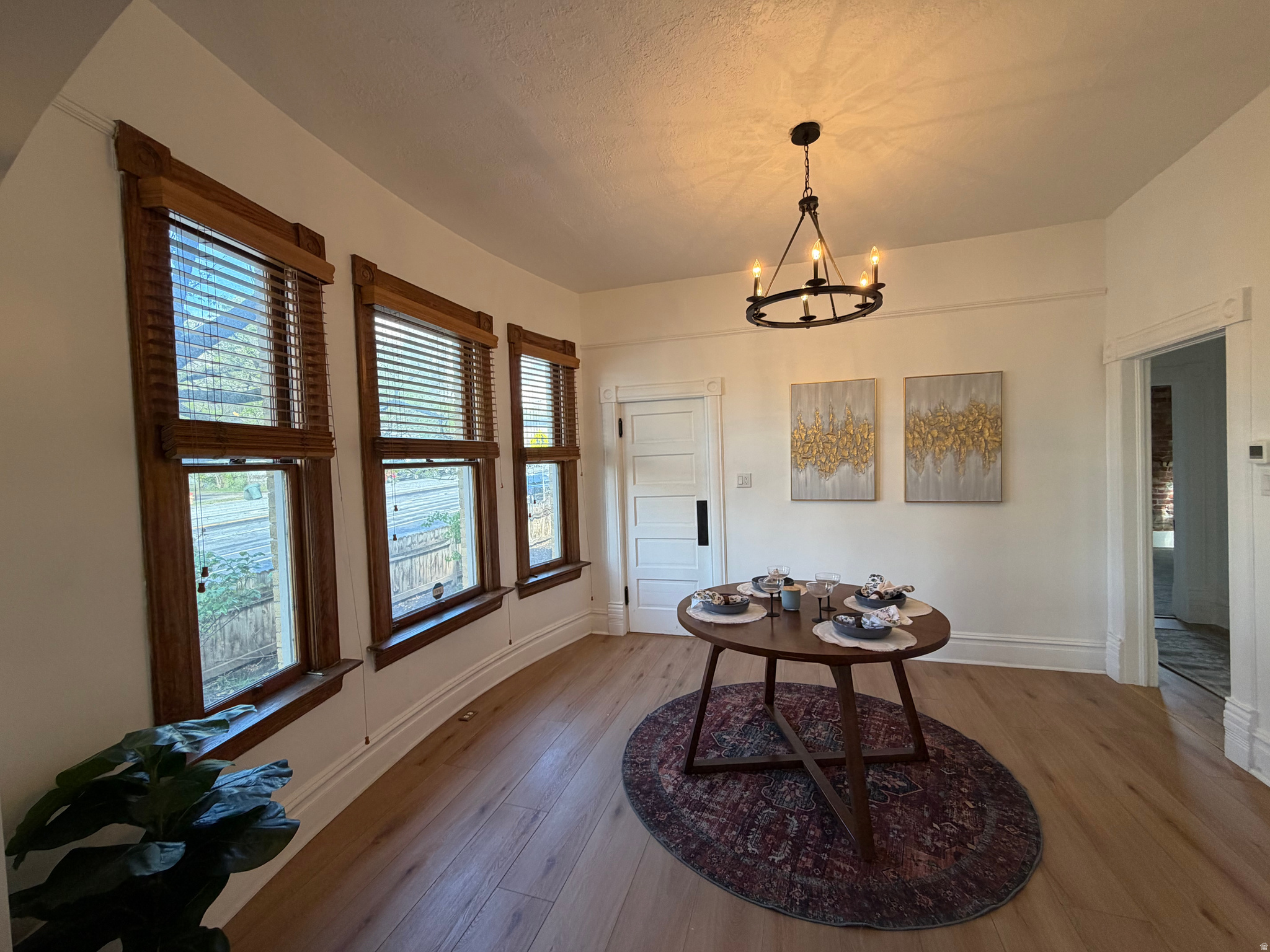 WOODMANSEE SUB - Residential Income