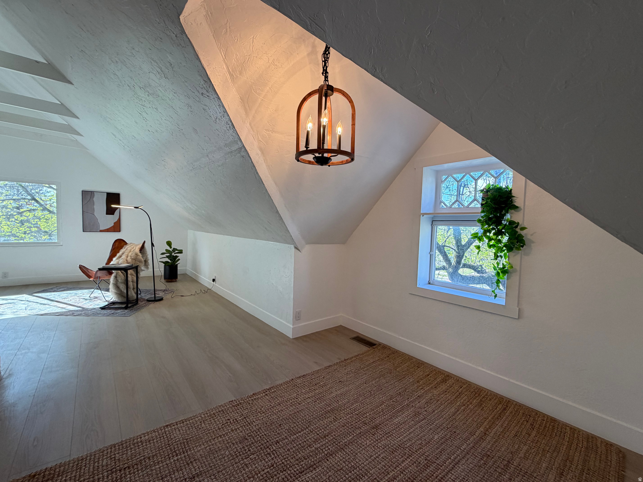 WOODMANSEE SUB - Residential Income