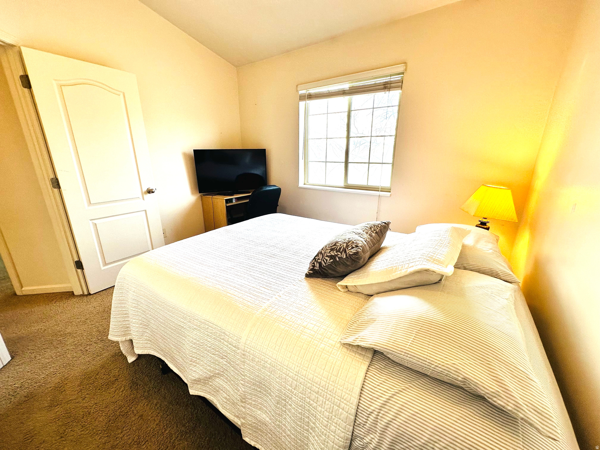 ROCKINGHAM COURT - Residential