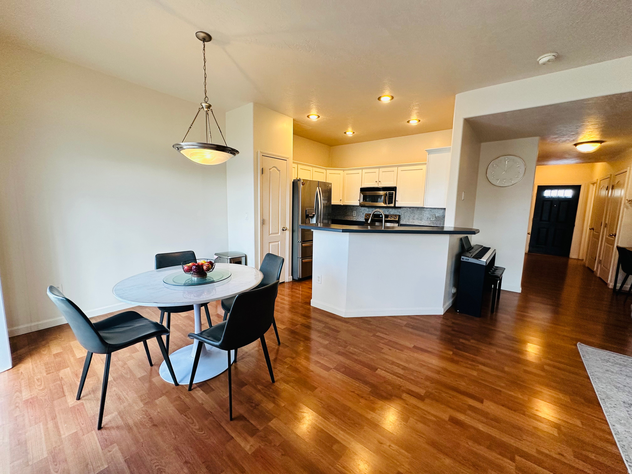 ROCKINGHAM COURT - Residential