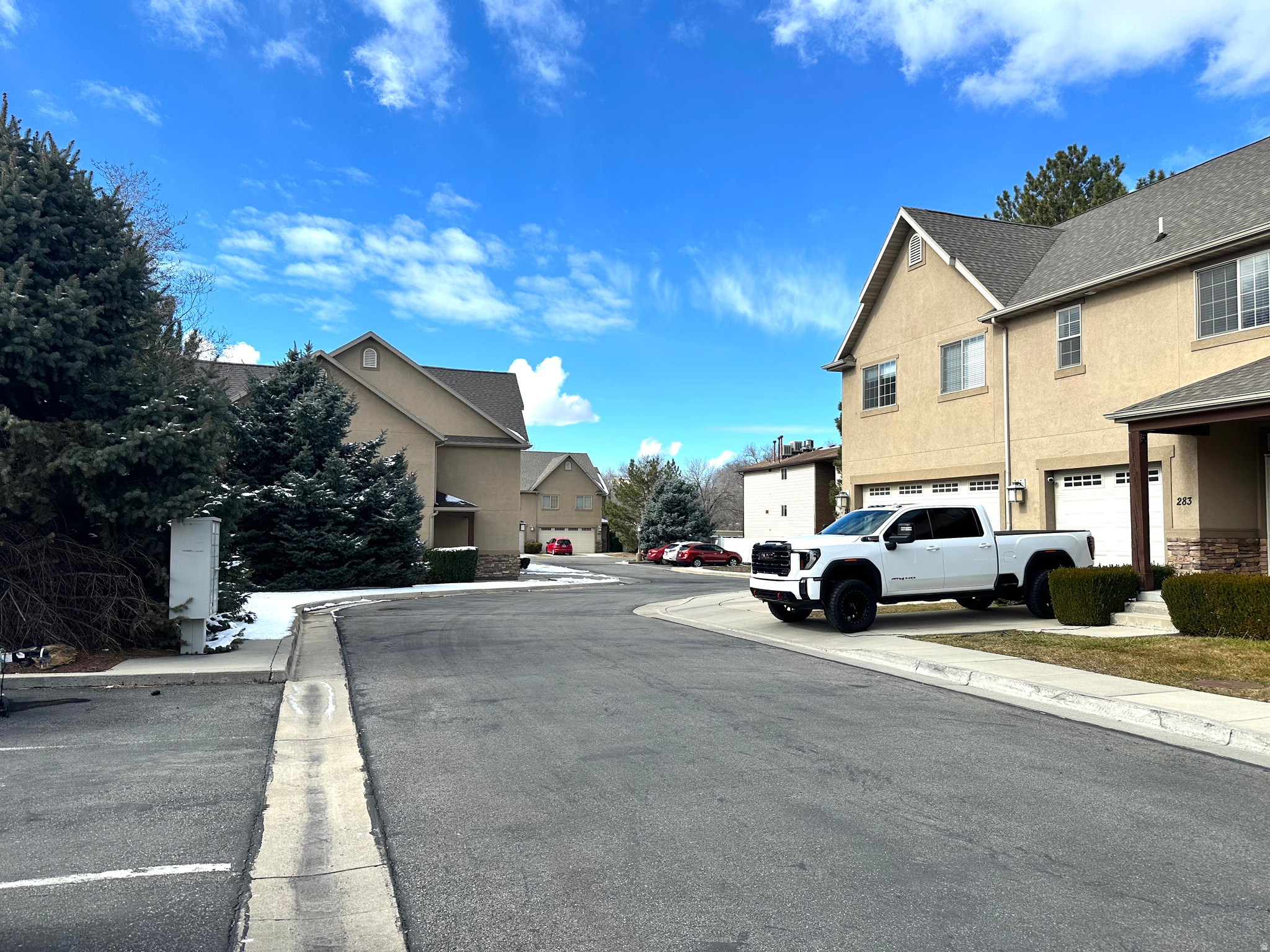 ROCKINGHAM COURT - Residential