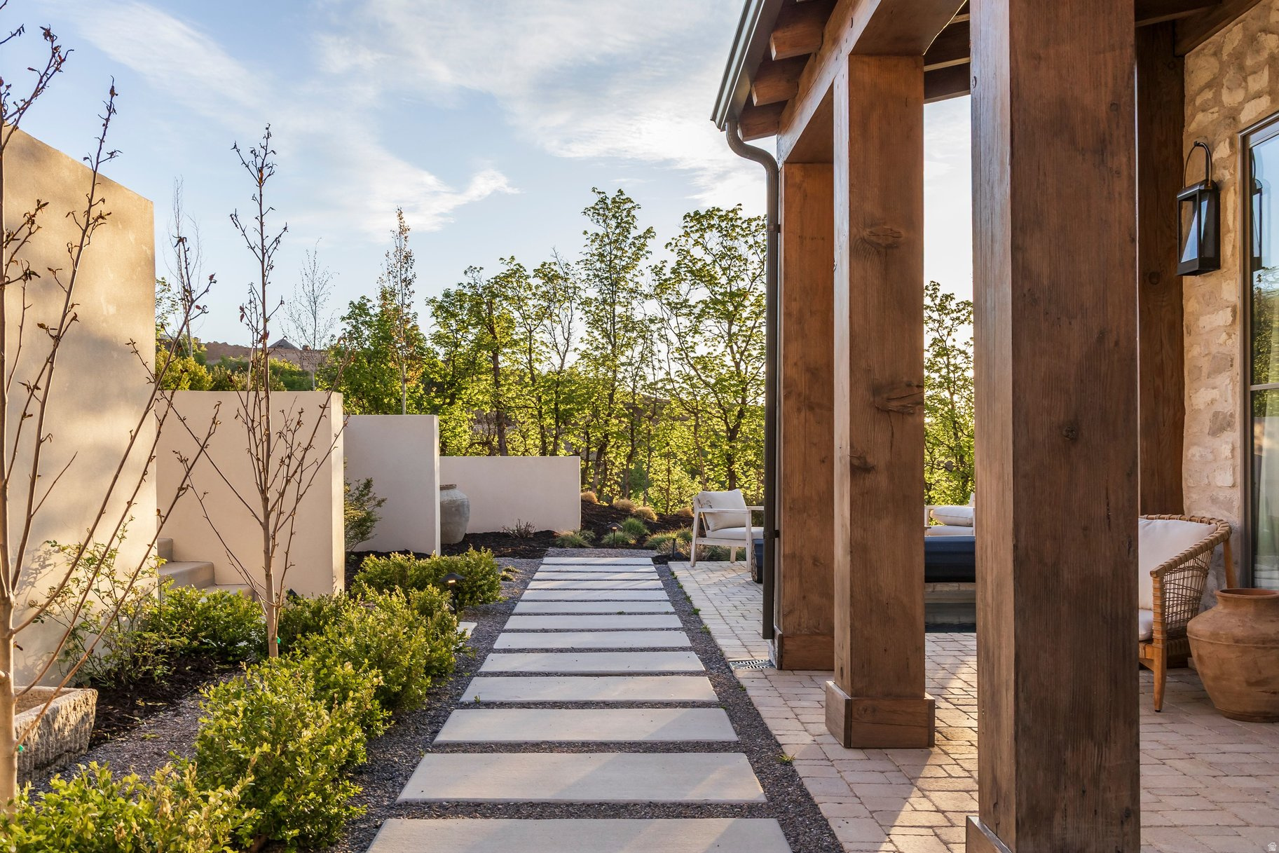 SUMMIT CREEK - Residential