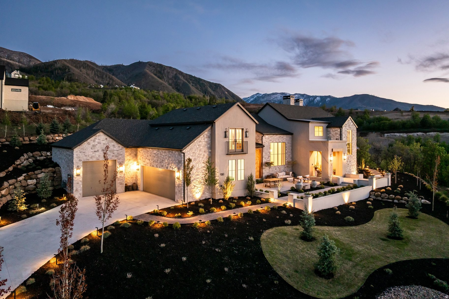 SUMMIT CREEK - Residential