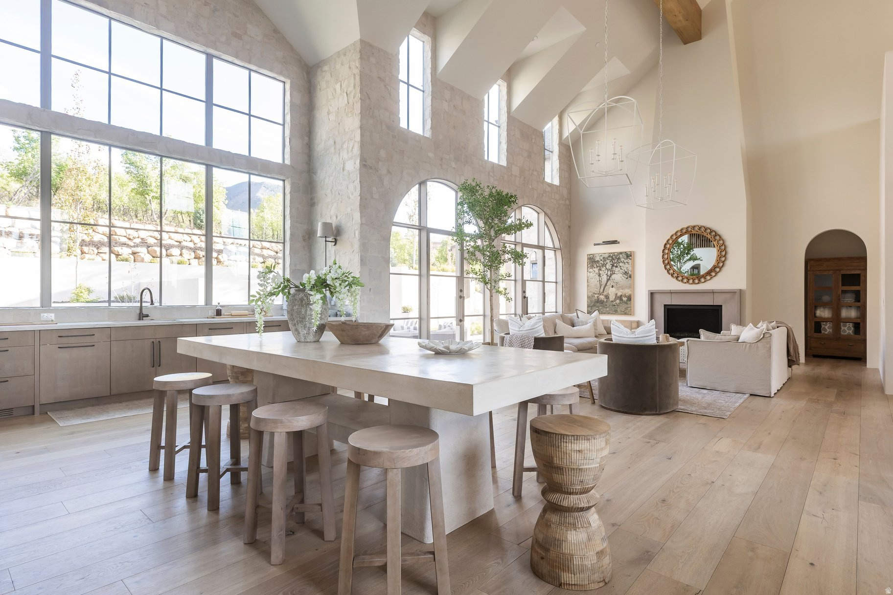 SUMMIT CREEK - Residential
