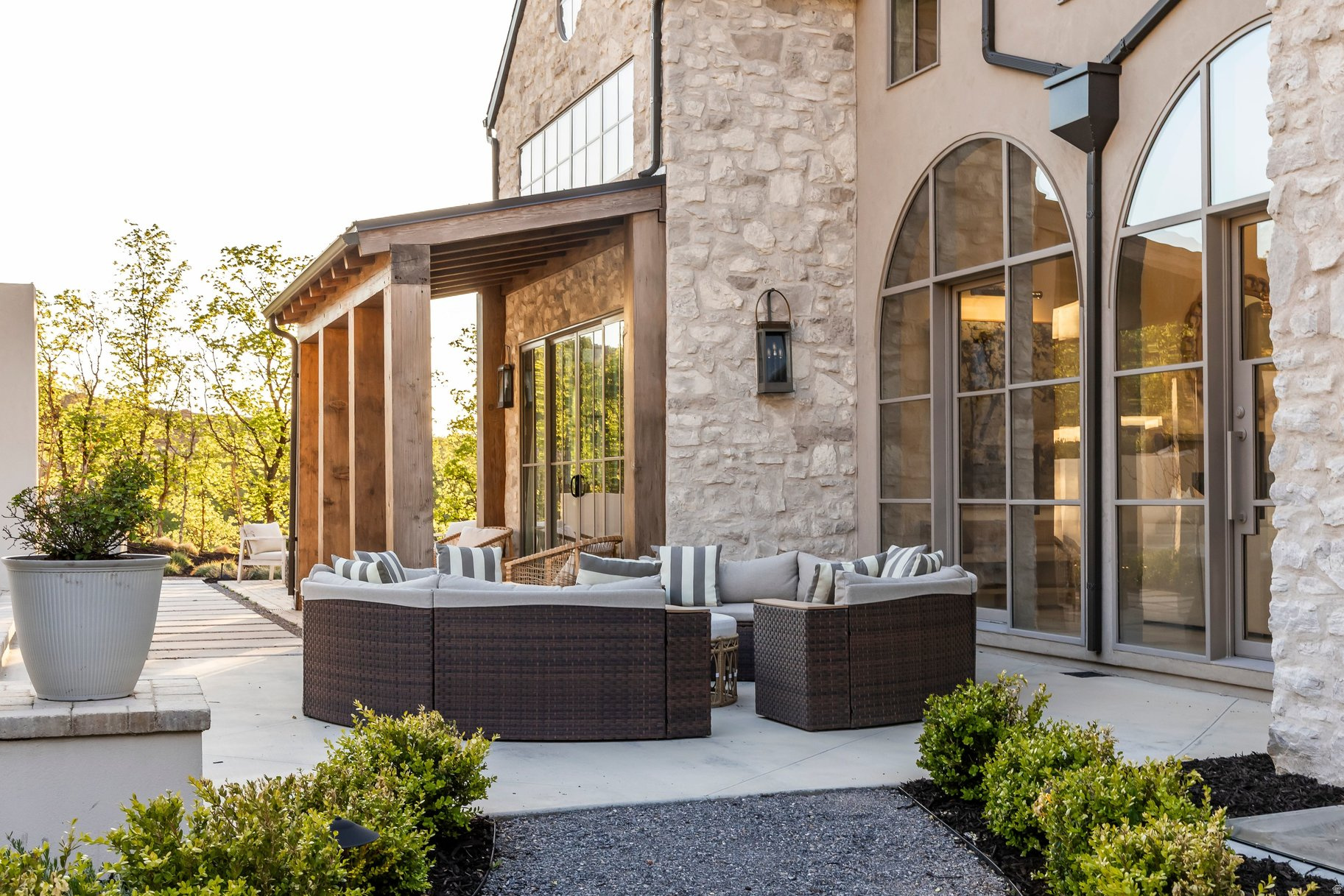 SUMMIT CREEK - Residential